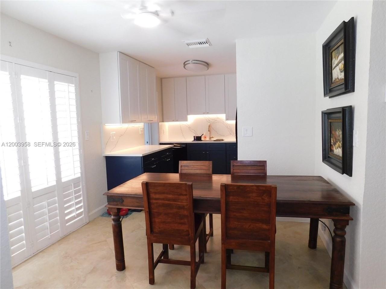 108 Ne 30th St - Photo 7 of 50