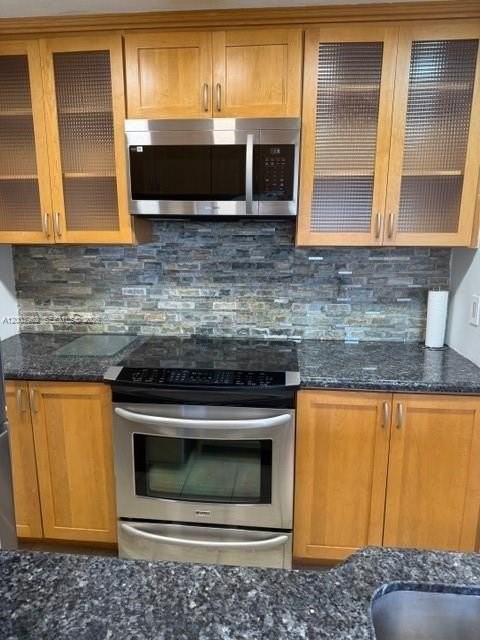 1407 Ne 56th St #301