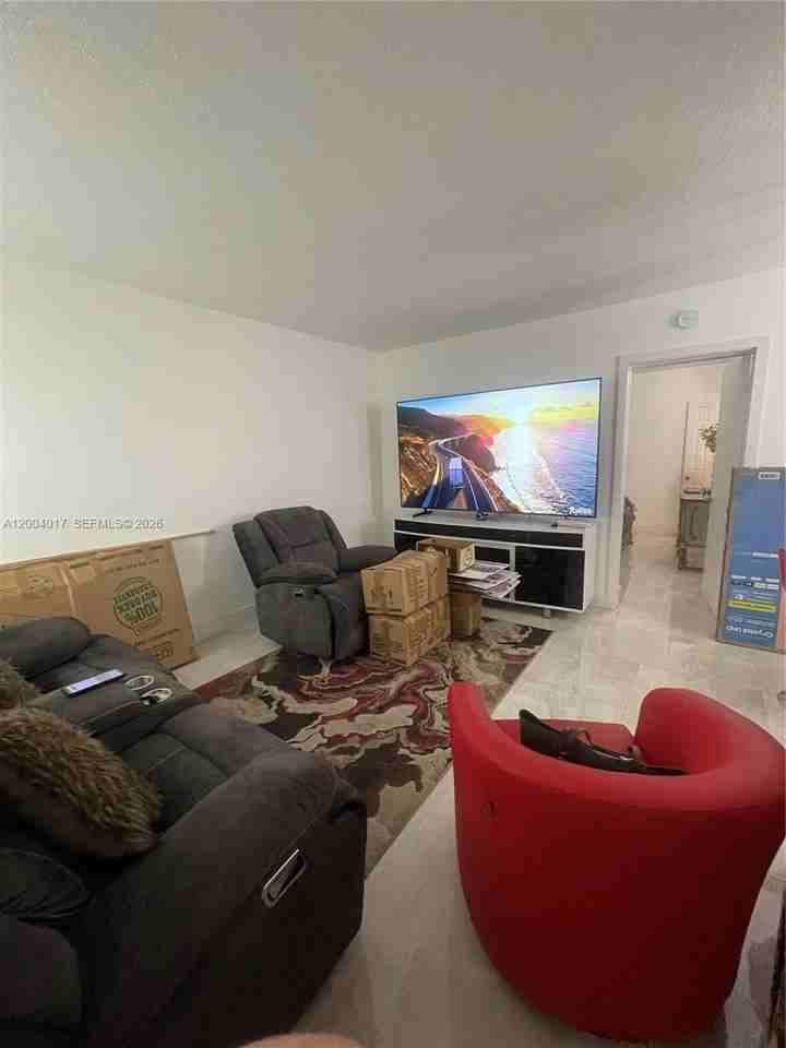 1255 W 49th Pl #E102 - Photo 5 of 12