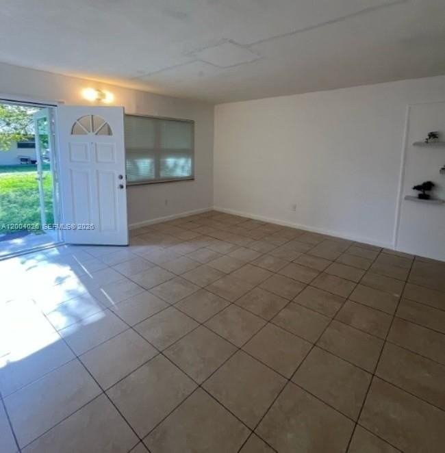 2210 Sw 46th Ct #4 - Photo 7 of 7