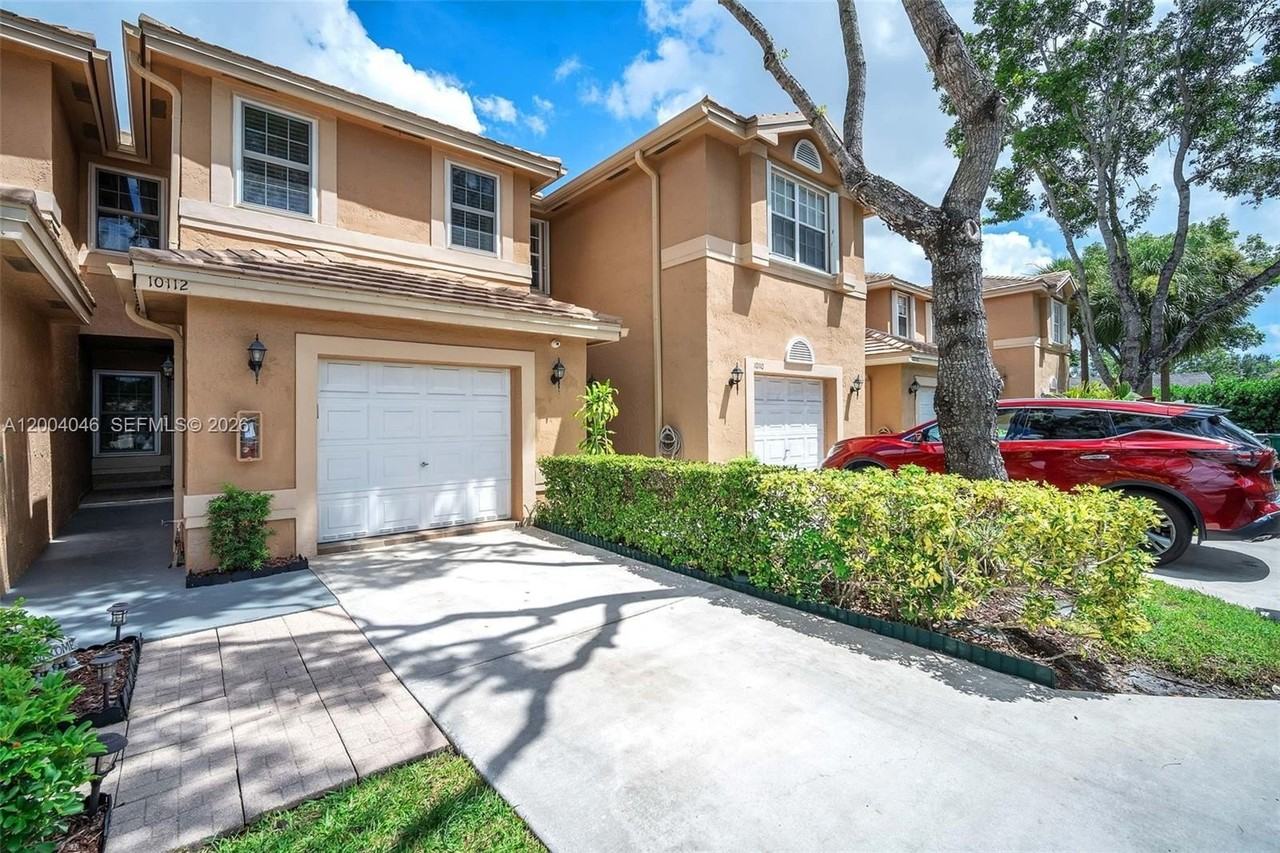 10112 Royal Palm Blvd #103-1 - Photo 3 of 41
