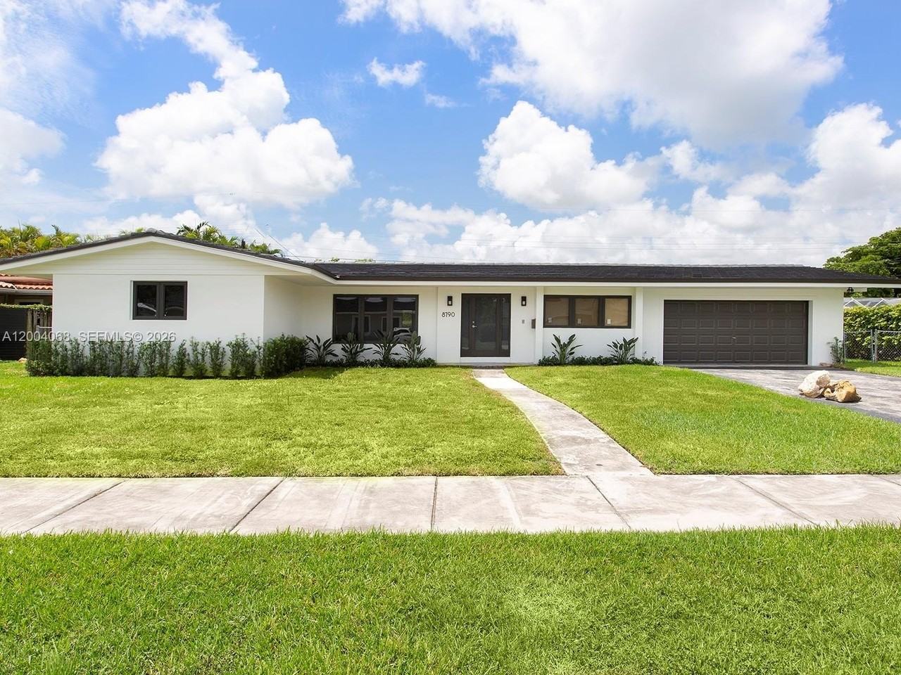 8790 Sw 85th St - Photo 2 of 20