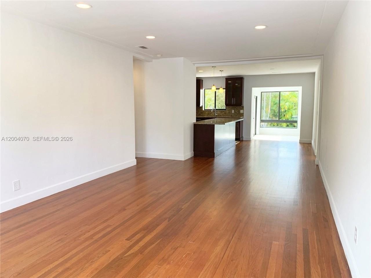 7750 Noremac Ave - Photo 3 of 24