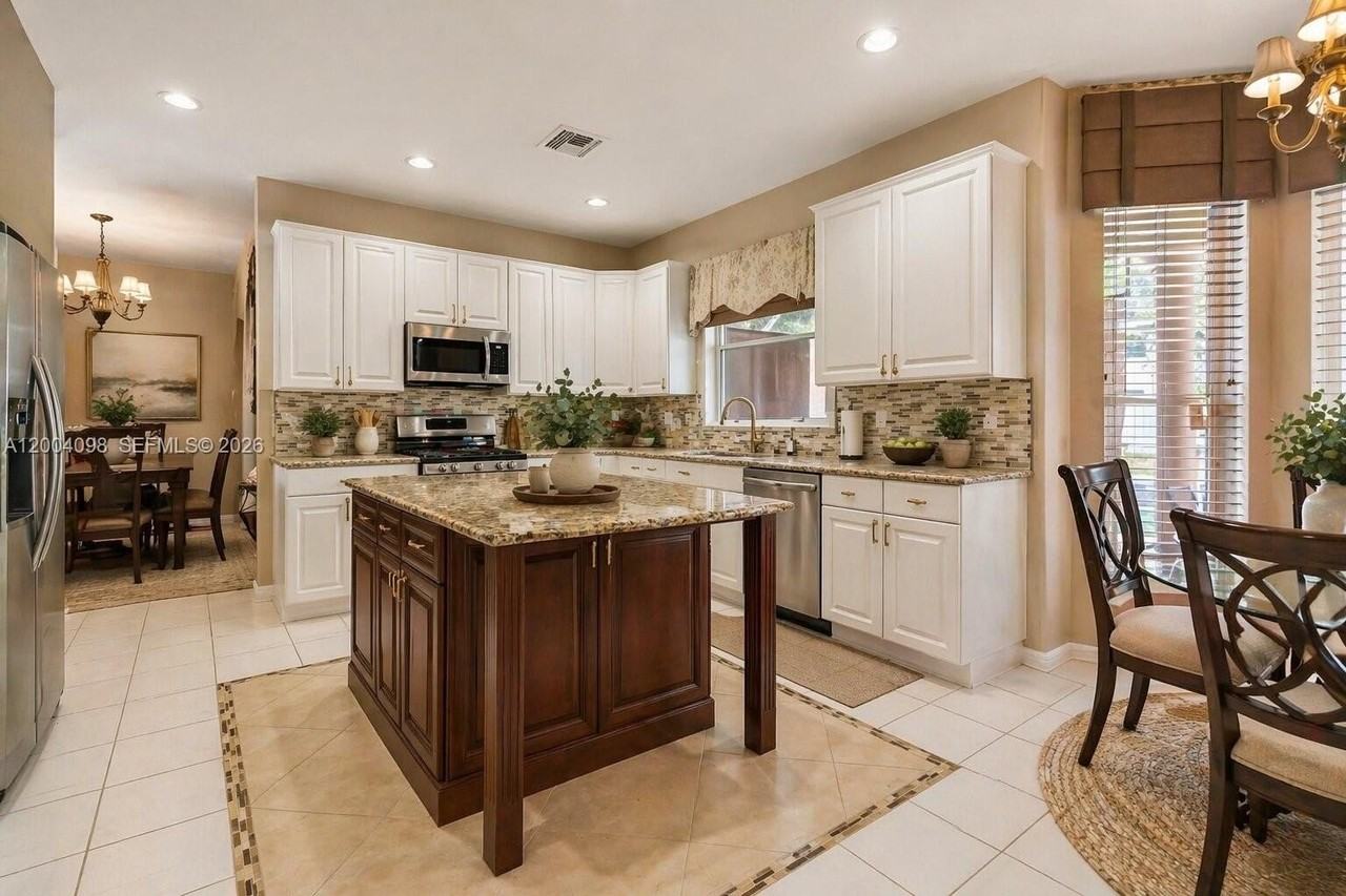 17407 Sw 36th St - Photo 4 of 47