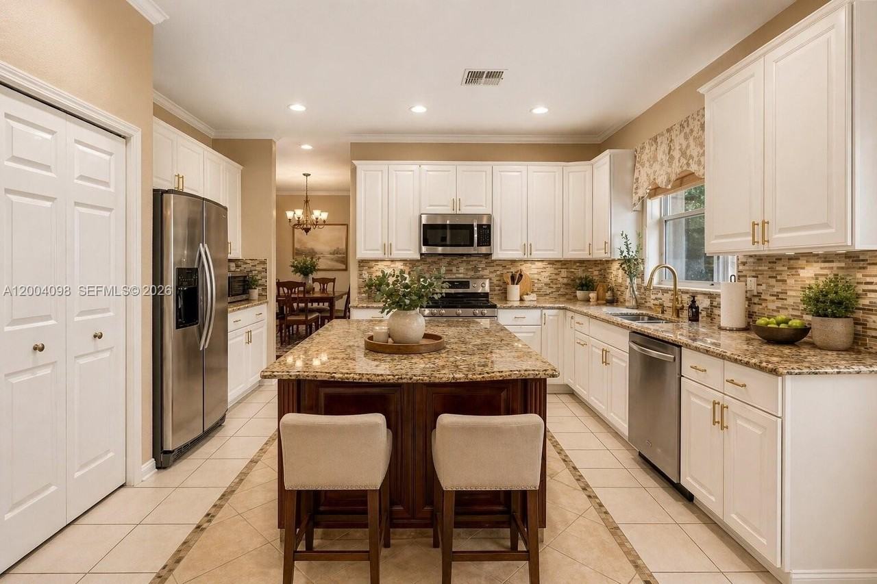 17407 Sw 36th St - Photo 5 of 47