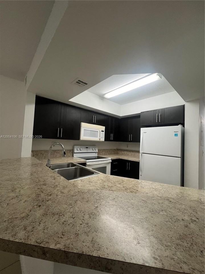 8335 Sw 152nd Ave #B401 - Photo 5 of 24