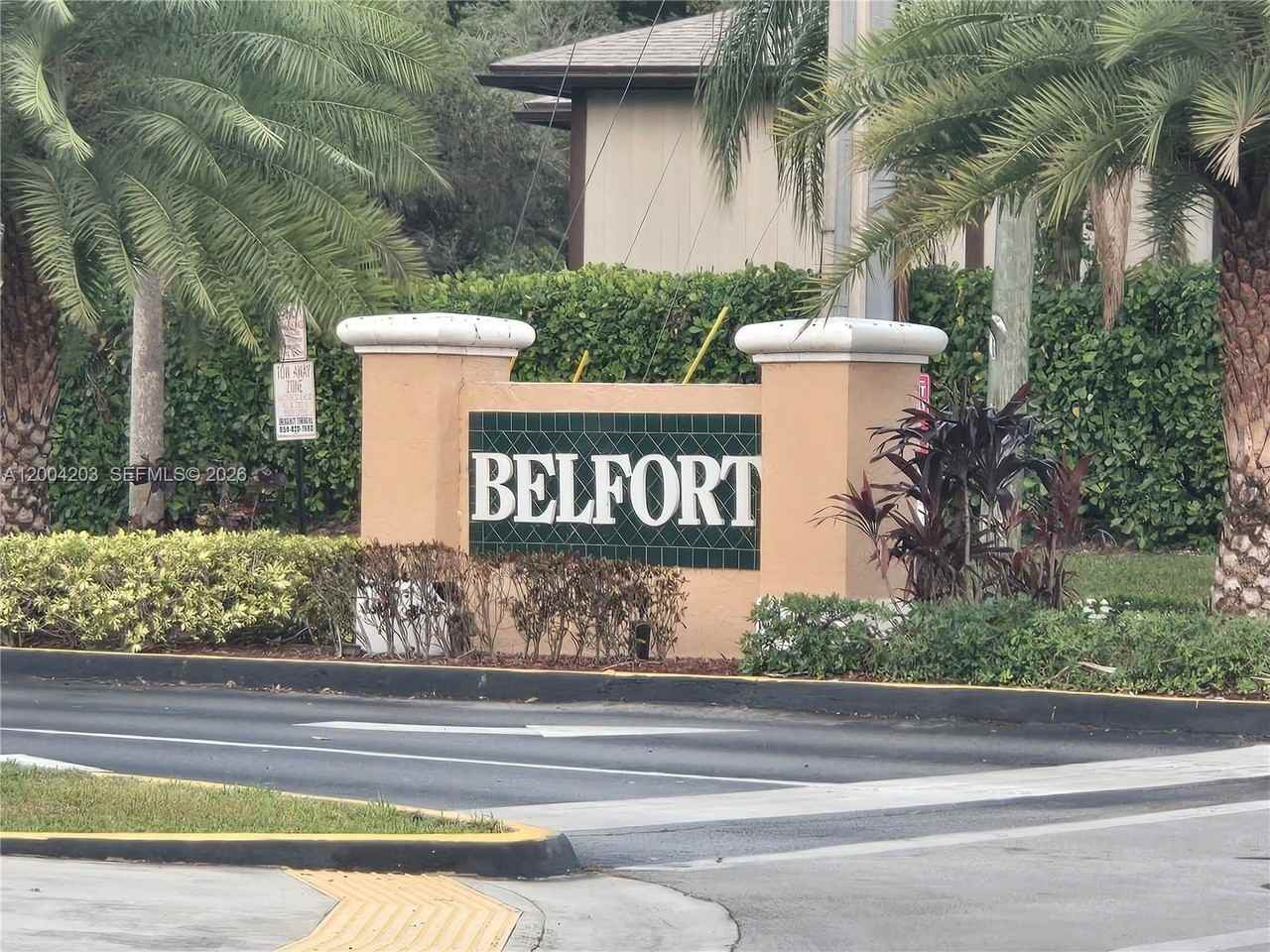 9610 S Belfort Cir #107