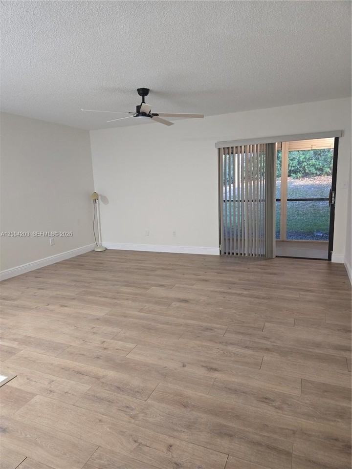 9610 S Belfort Cir #107 - Photo 4 of 20