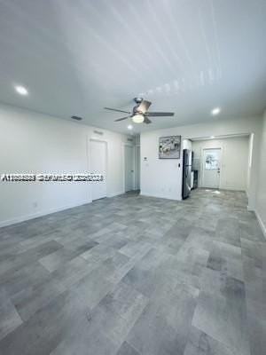 213 Sw 1st Ct #213 - Photo 3 of 15