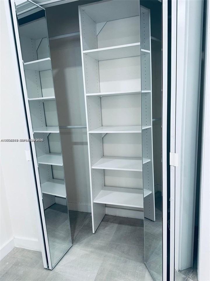 213 Sw 1st Ct #213 - Photo 6 of 15