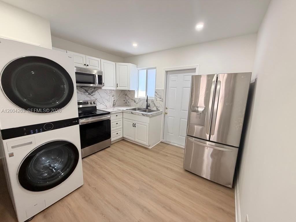 95-97 NE 168th St #97 - Photo 2 of 12