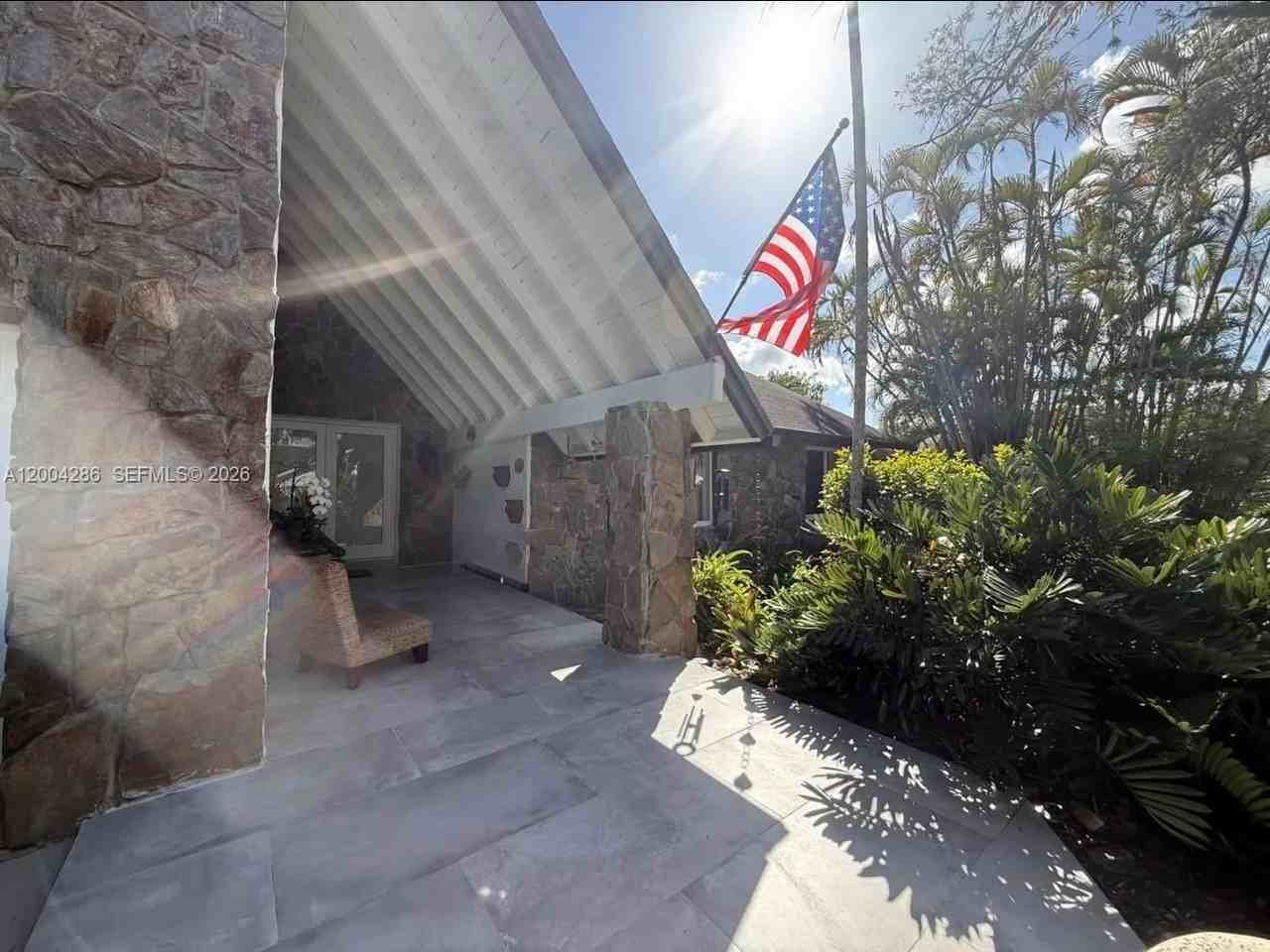 13280 Sw 103rd Ter #0 - Photo 3 of 24