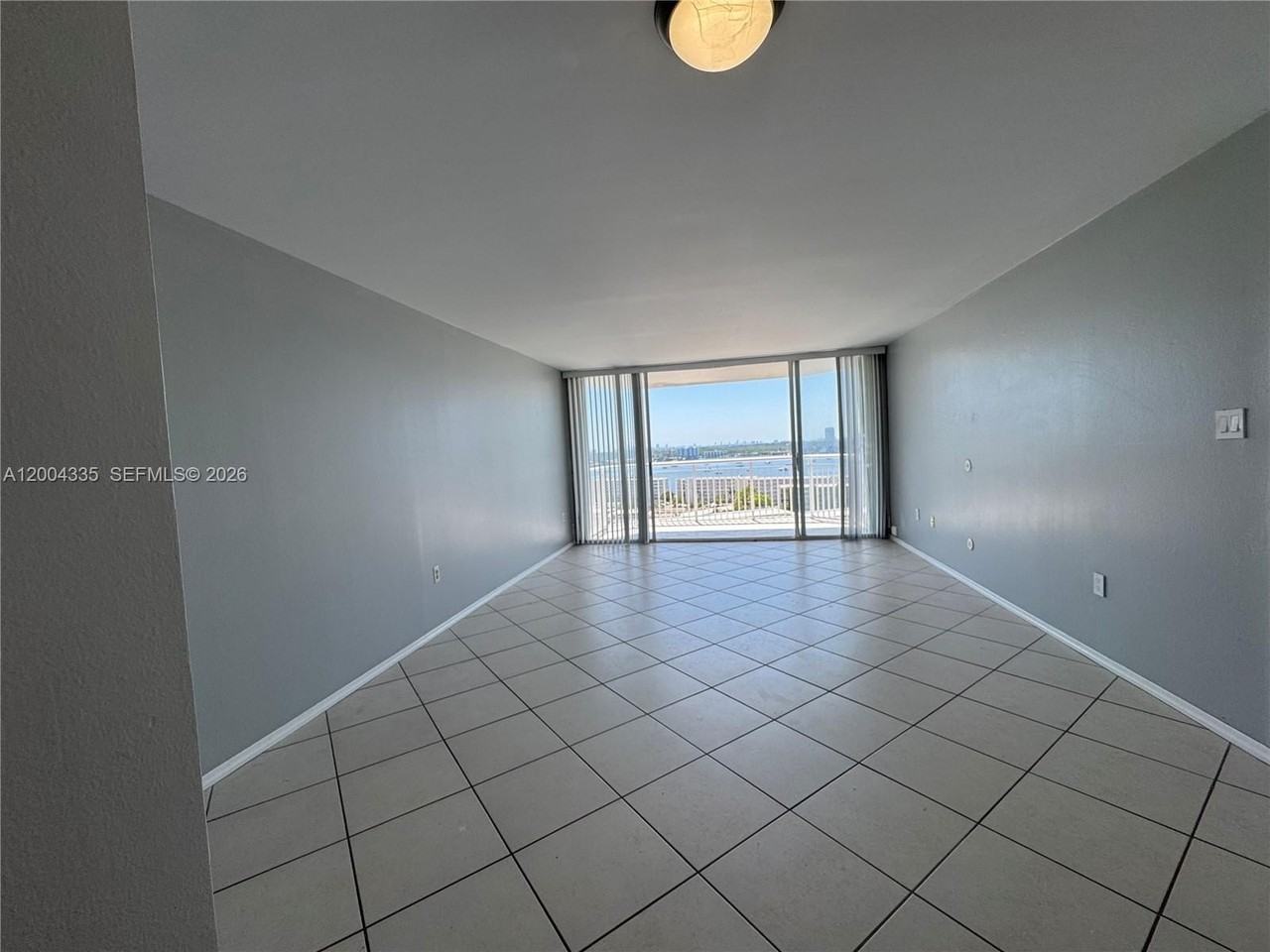 18041 Biscayne Blvd #1603 - Photo 3 of 34