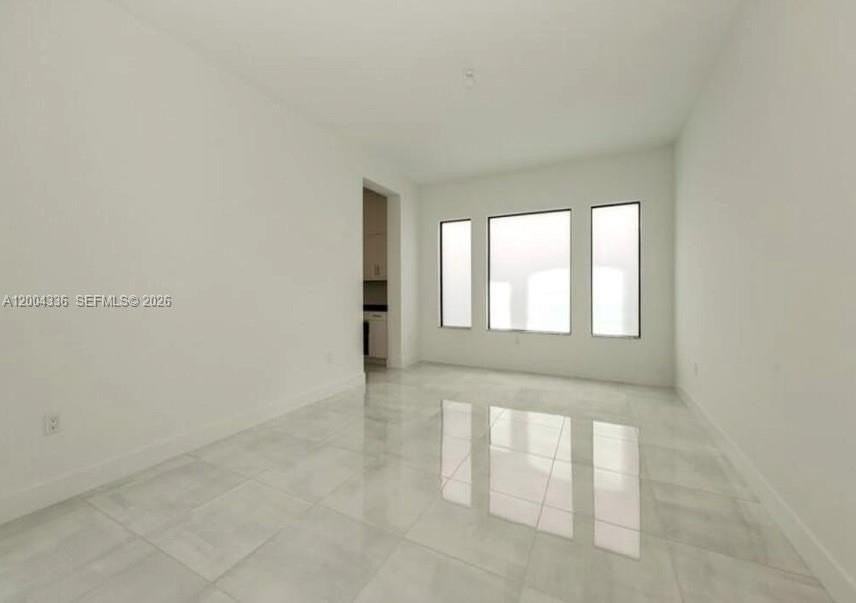 17041 Teton River Rd - Photo 5 of 19