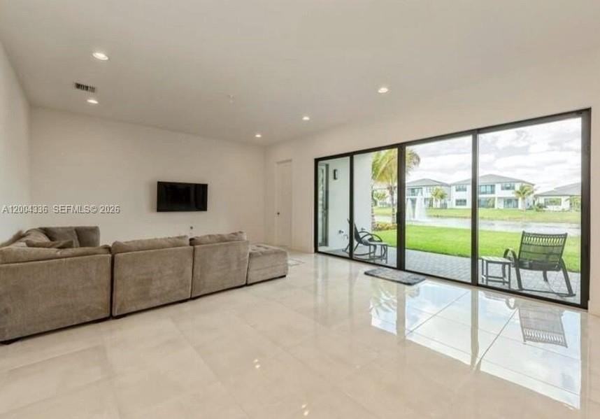 17041 Teton River Rd - Photo 6 of 19