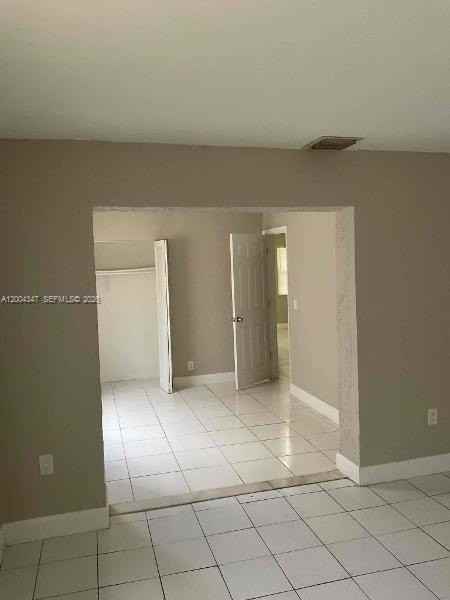 1389 Sw 24th Ave - Photo 6 of 15