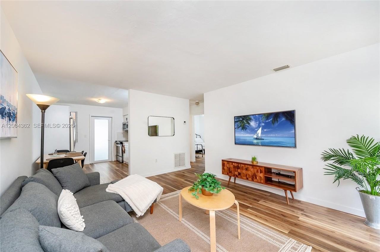 3100 Naomi St #3100 - Photo 4 of 23