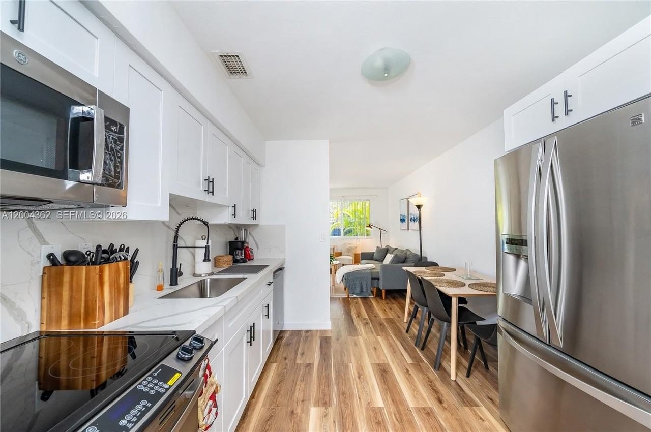 3100 Naomi St #3100 - Photo 7 of 23