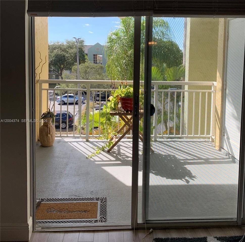 8660 Sw 212th St #305 - Photo 4 of 34