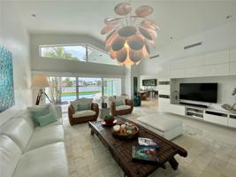 featured image of 265 N Shore Dr