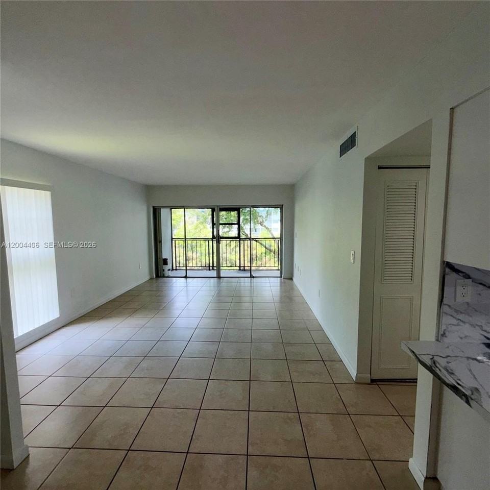 8775 Park Blvd #305 - Photo 6 of 24