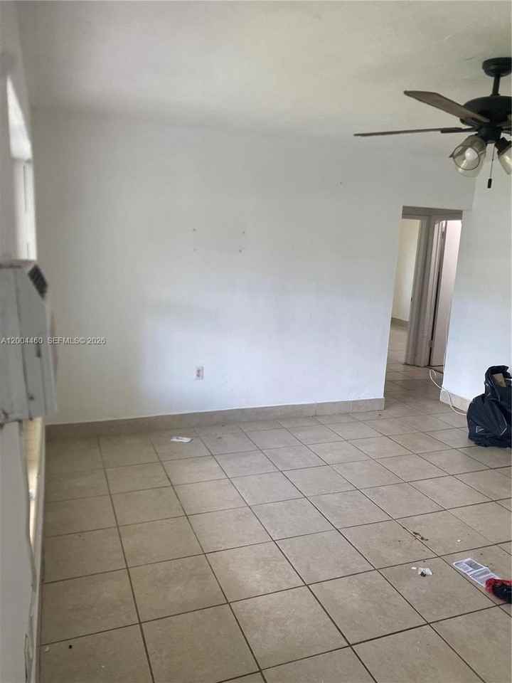 1070 Nw 147th St - Photo 6 of 24