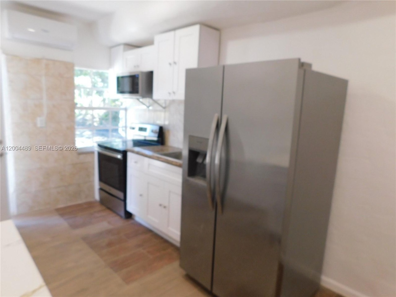 10945 Nw 19th Ave #B - Photo 5 of 13
