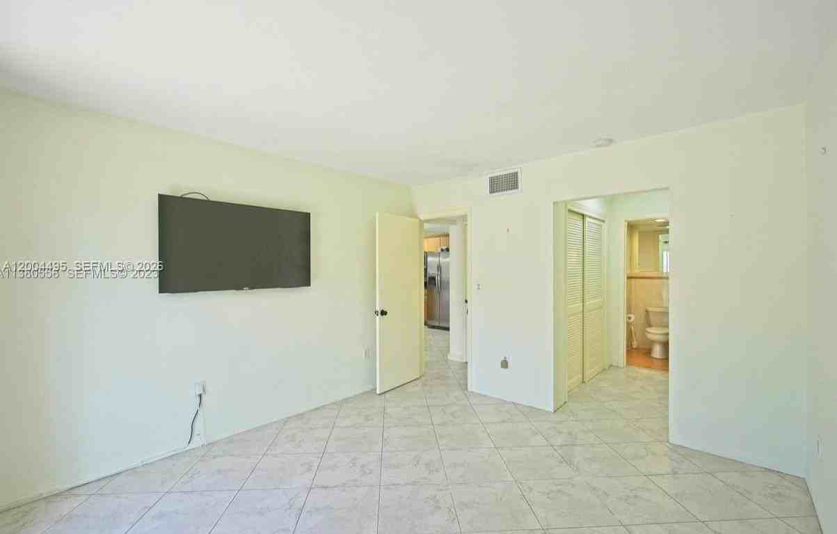 7401 Sw 82nd St #207S - Photo 6 of 15