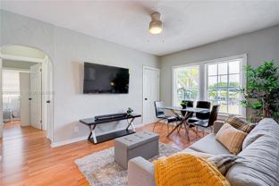 227 Sw 30th Ave #B - Photo 1 of 1