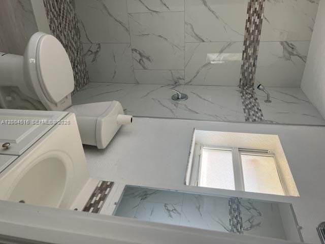 18330 Sw 102nd Pl - Photo 5 of 6