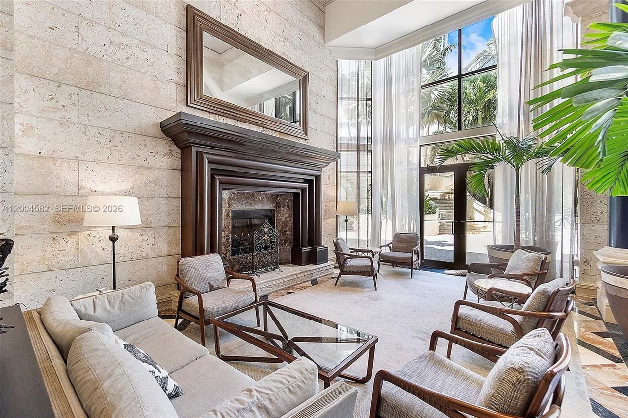 3350 Sw 27th Ave #1803 - Photo 2 of 22