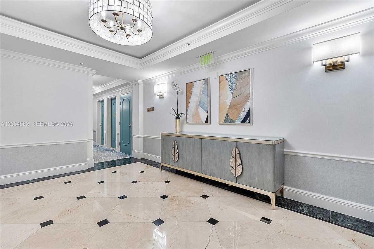 3350 Sw 27th Ave #1803 - Photo 4 of 22