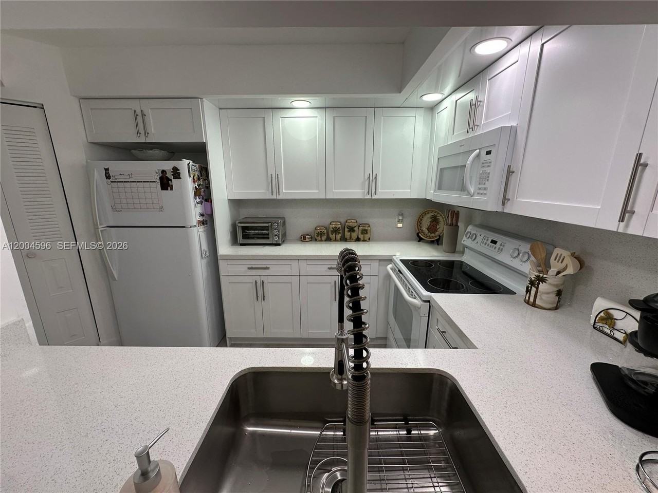 12650 Sw 6th St #412K - Photo 3 of 32