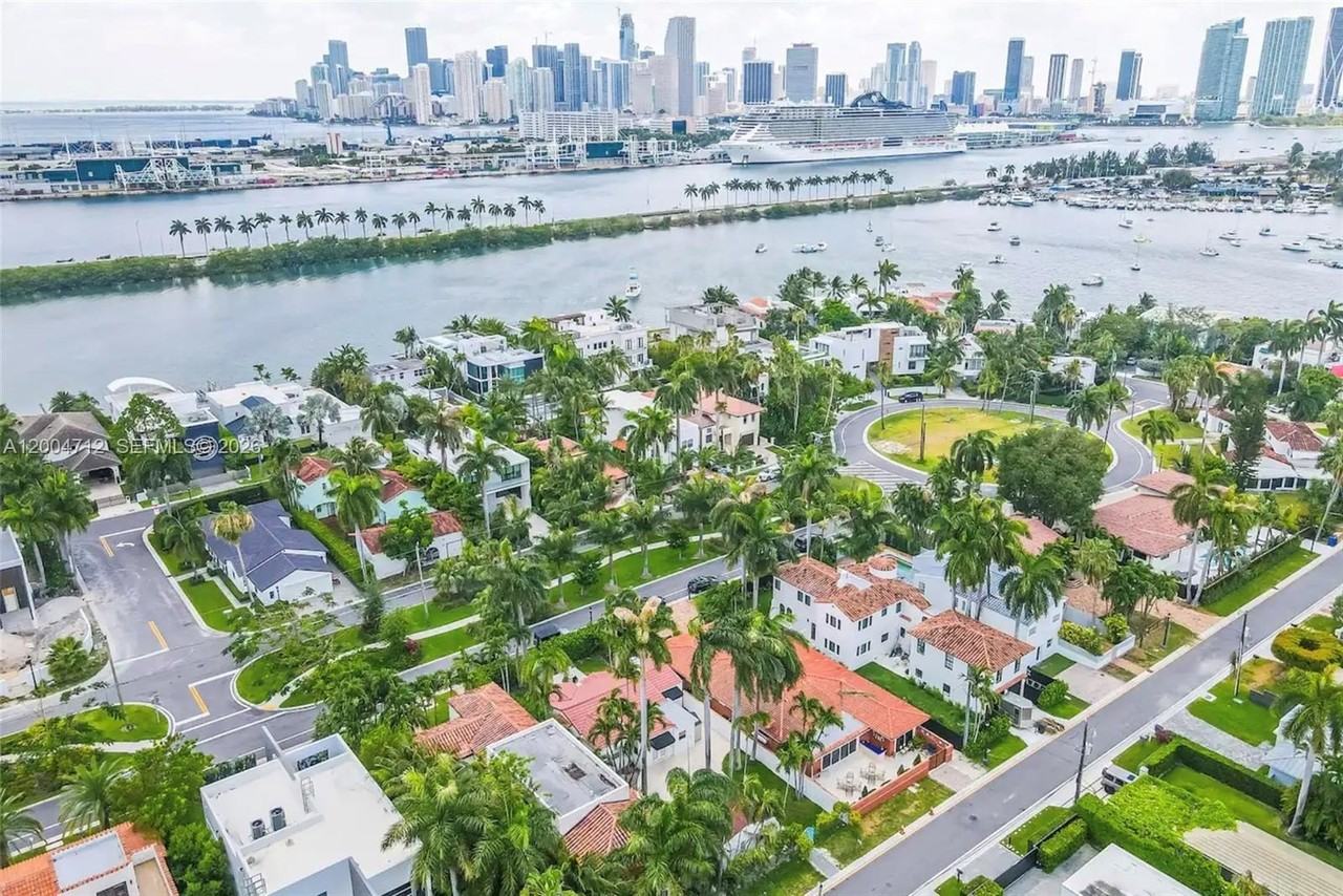 265 Palm Ave - Photo 6 of 50