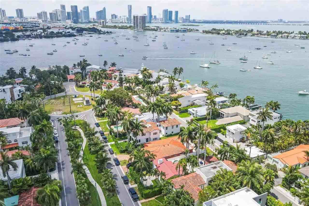 265 Palm Ave - Photo 7 of 50