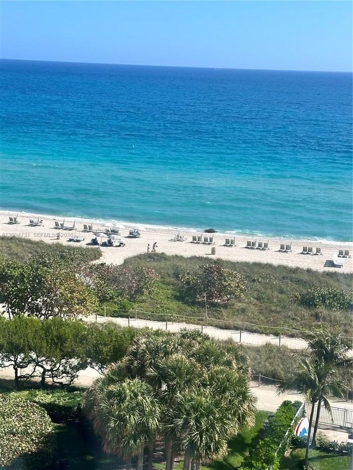 9511 Collins Ave #1001