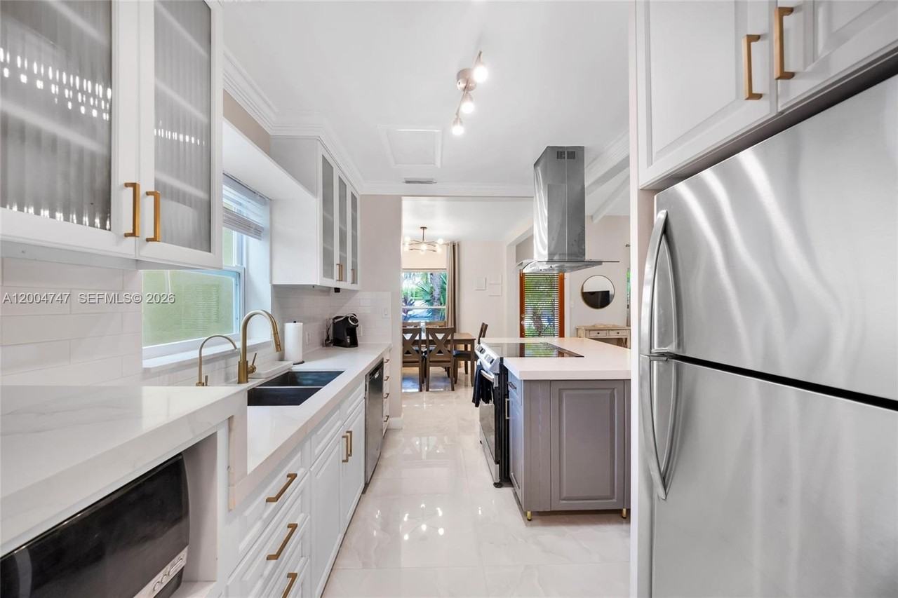 1050 Harrison St #0 - Photo 6 of 46