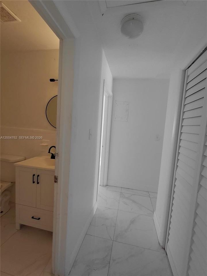 5641 Nw 15th St #3 - Photo 6 of 8