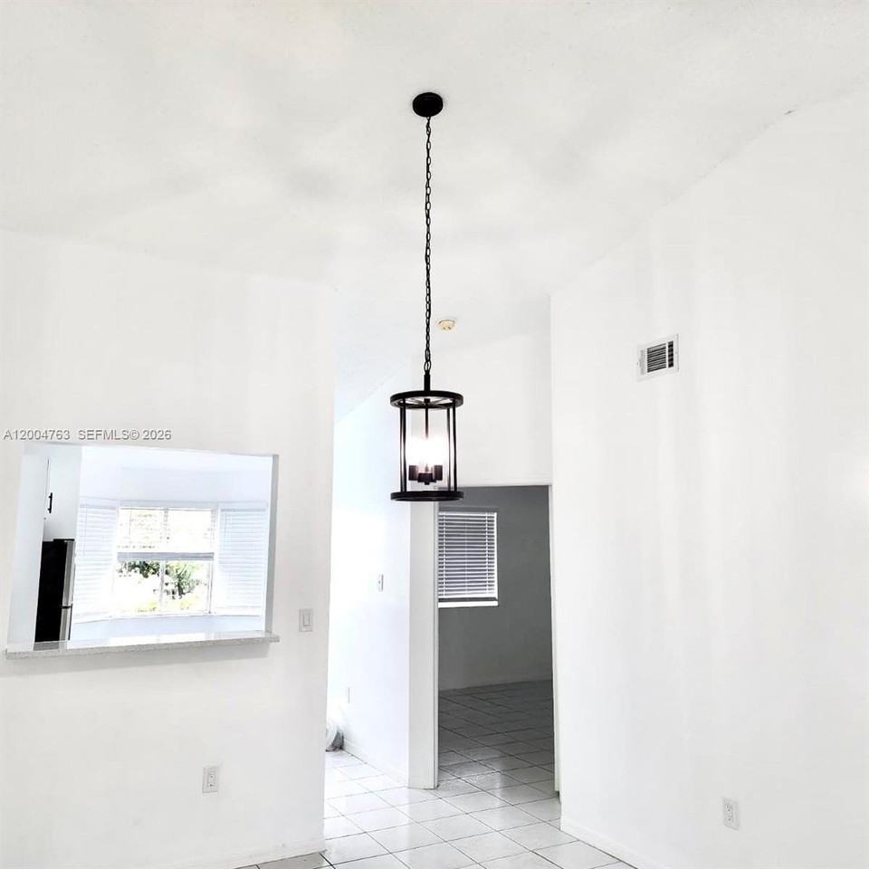 6960 Nw 174th Ter #706 - Photo 7 of 13