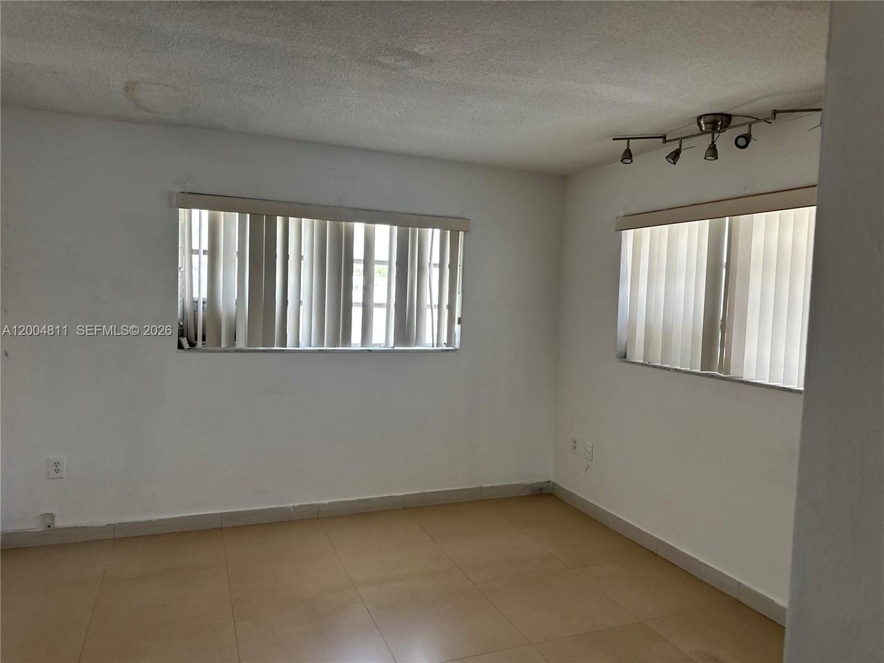 7424 Sw 82nd St #D216 - Photo 7 of 9