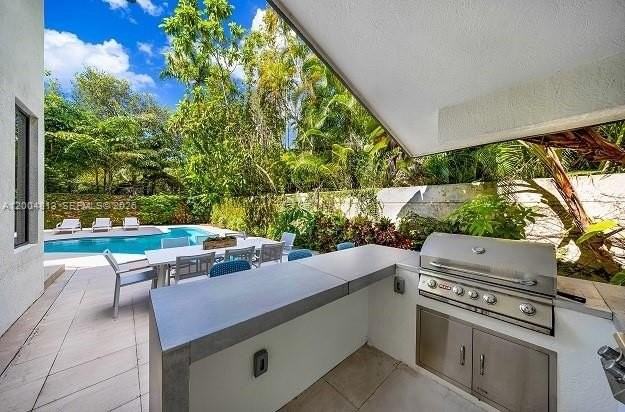 3900 S Douglas Rd - Photo 4 of 25