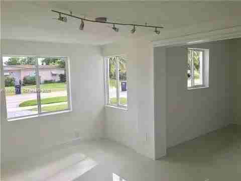 4242 Sw 98th Ave #4242 - Photo 5 of 14