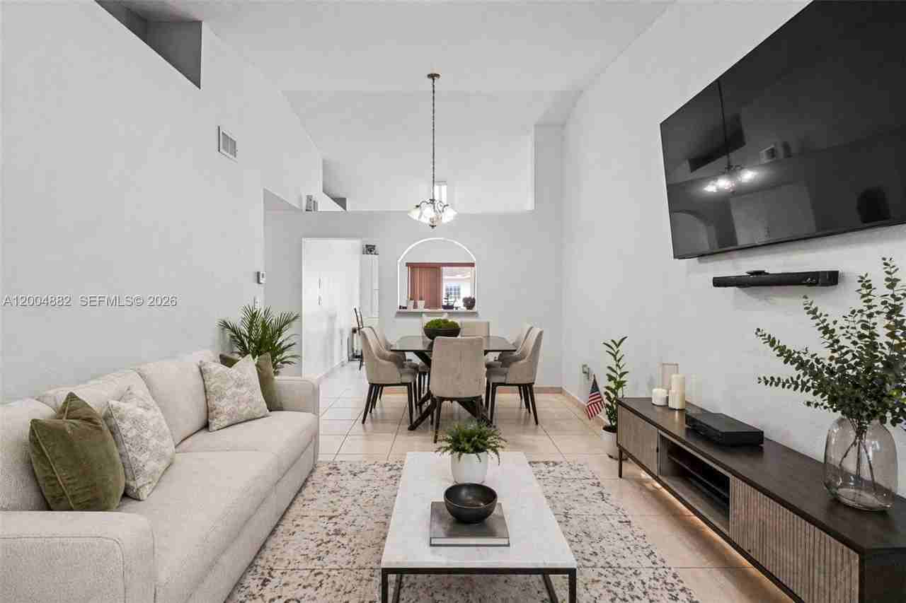 6962 Nw 179th St #201 - Photo 4 of 24