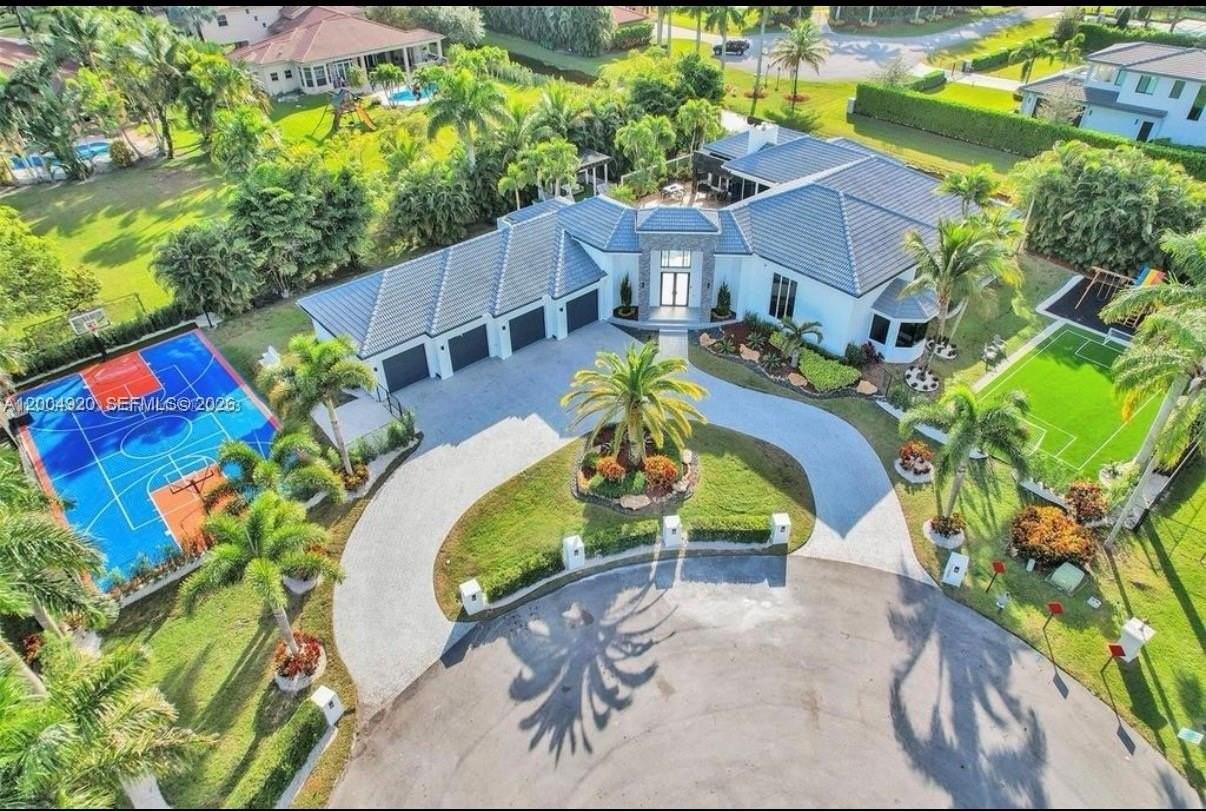 11400 Nw 7th St - Photo 2 of 50