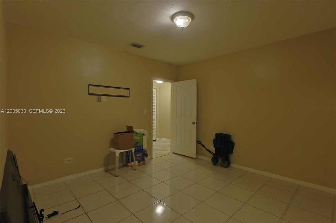 4147 W 8th Ave #0 - Photo 6 of 17