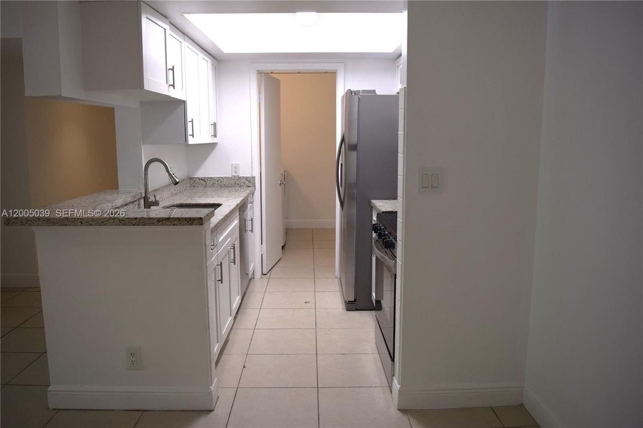 5628 Rock Island Rd #185 - Photo 5 of 29