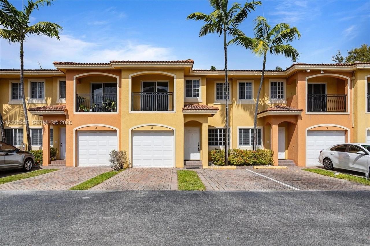 330 Sw 2nd Ave #3