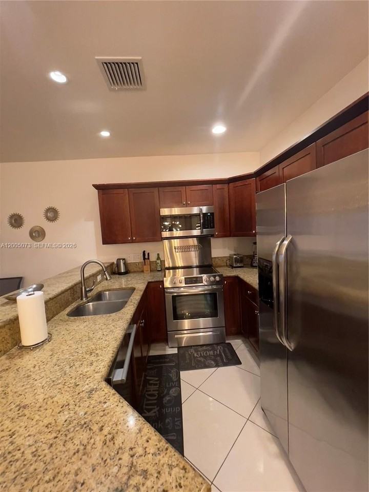 3450 Nw 17th Ter #3450 - Photo 2 of 25