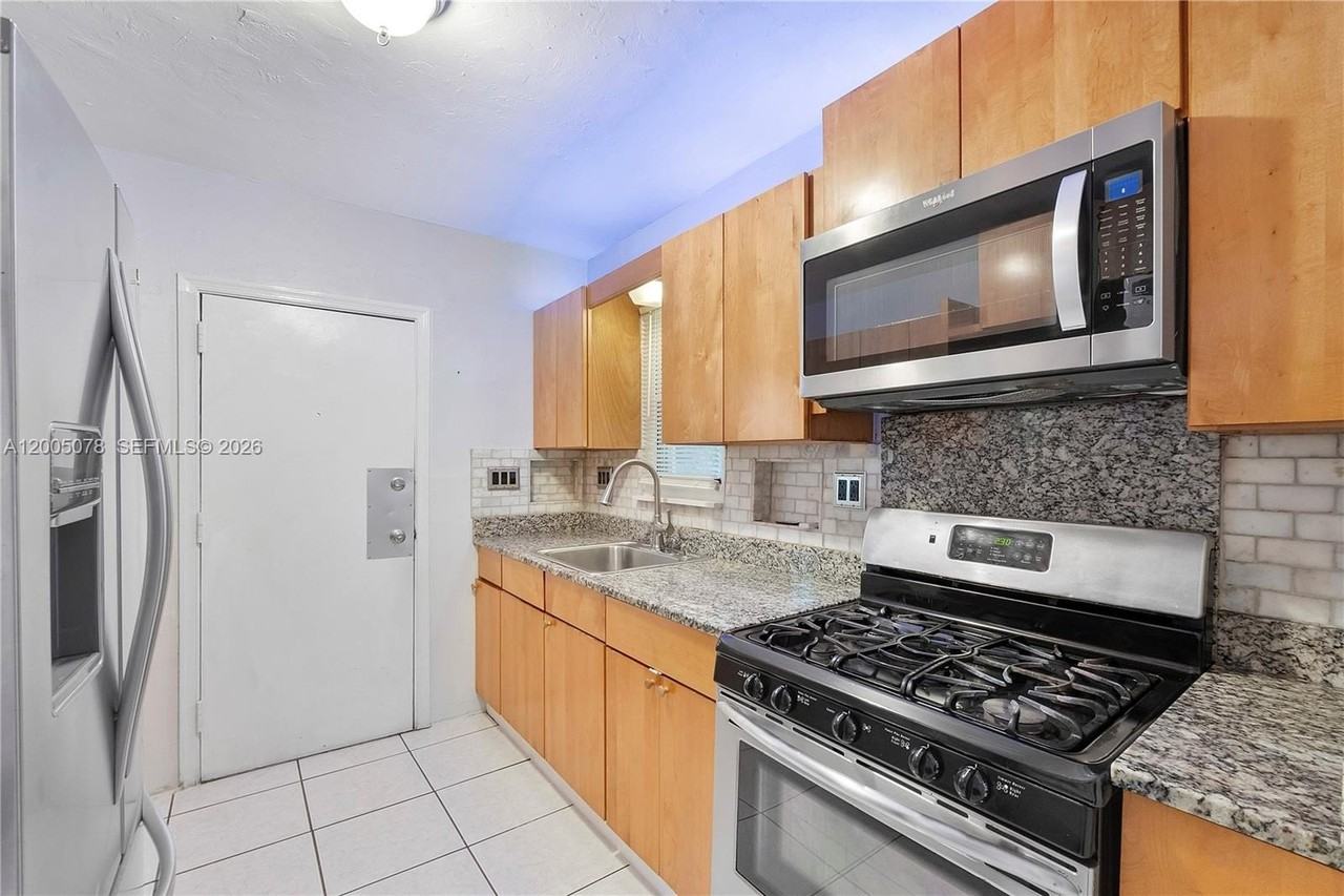 608 El Vedado #608 - Photo 7 of 17