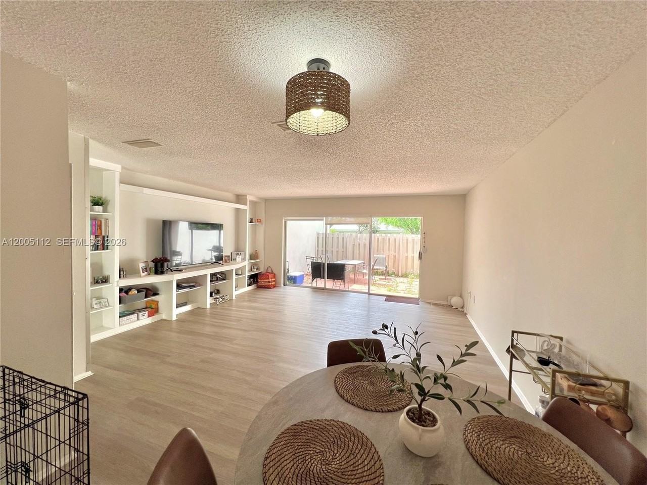 8114 Sw 81st Ter - Photo 2 of 20